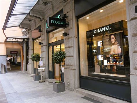 negozio chanel a lugano|Geschäfte für CHANEL in Lugano und Umgebung .